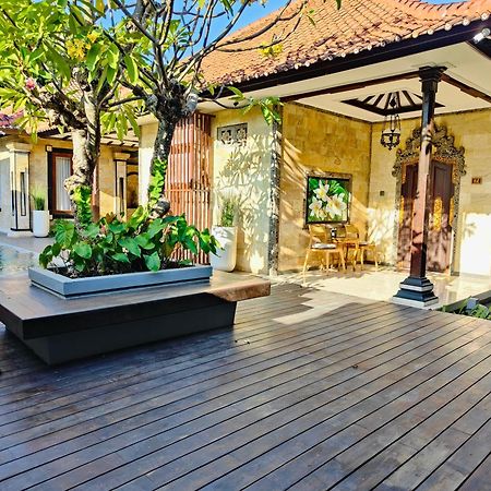 Rabasta Enjoy Kuta Hotel Кута Екстериор снимка