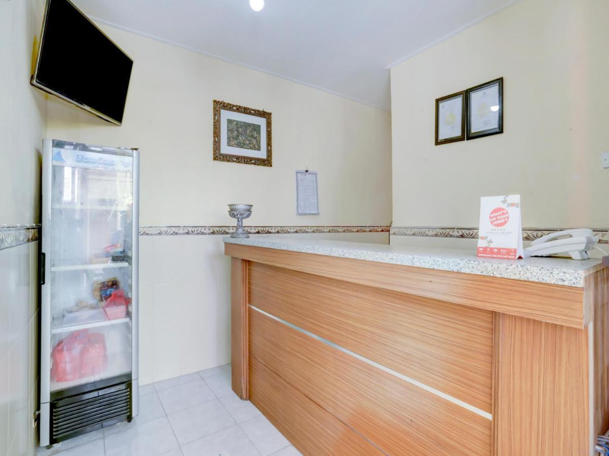 Rabasta Enjoy Kuta Hotel Кута Екстериор снимка